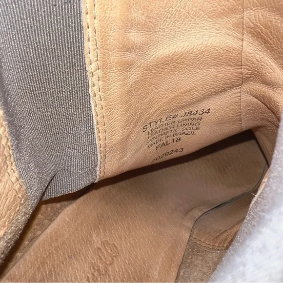 Madewell The Regan Ankle Suede Leather Boot in Wet Pebble Size 8 - Picture 9 of 14